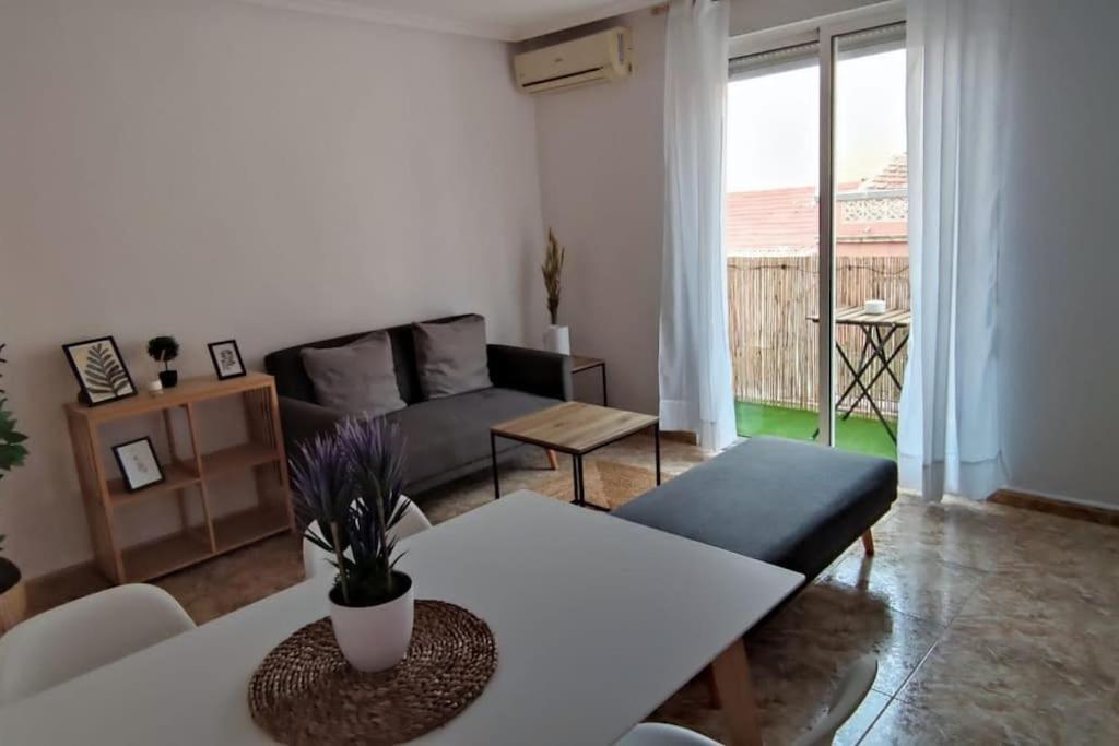 Apartamento En El Centro De Elche Con Terraza La Alborada Eksteriør billede