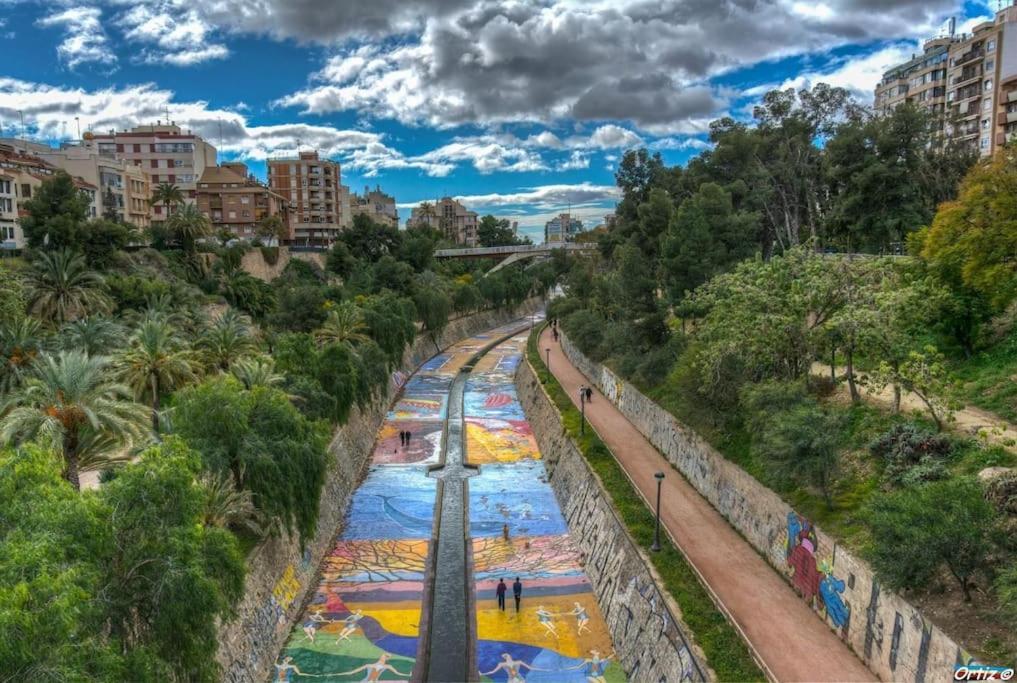 Apartamento En El Centro De Elche Con Terraza La Alborada Eksteriør billede